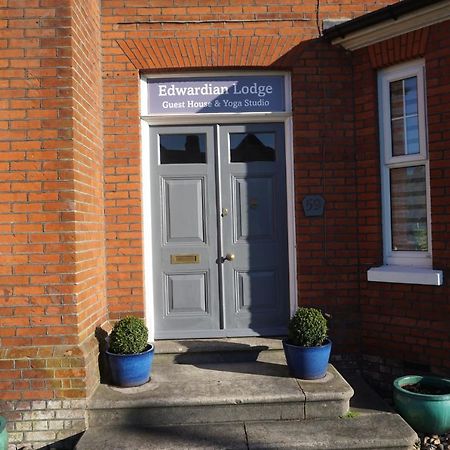 The Edwardian Lodge Guest House Salisbury Exterior foto